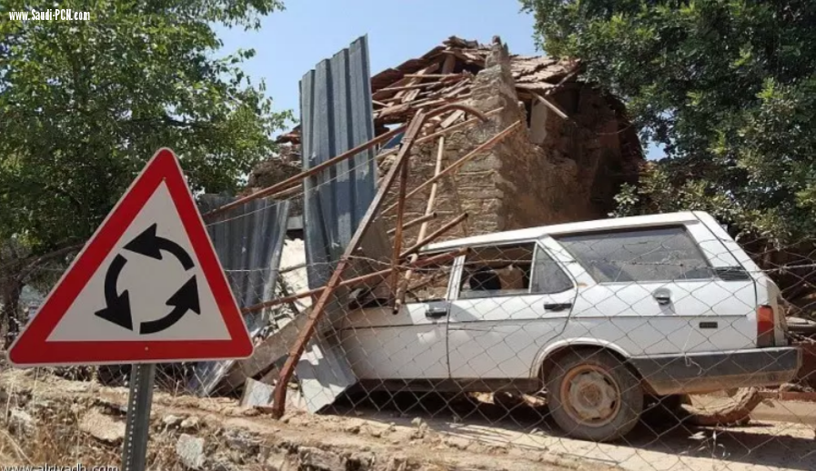 زلزال بقوة 5.3 درجة يهز بلدة بوضروم التركية  