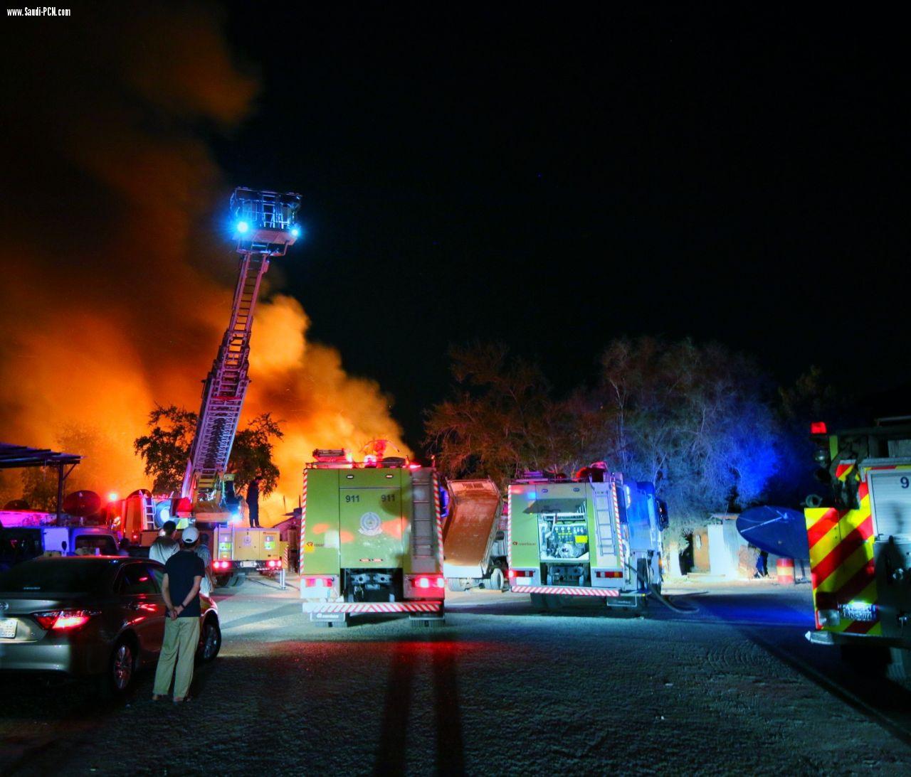 حريق في بركسات يقطنه عمال بحي أم الجود دون حدوث إصابات في الارواح ولله الحمد 