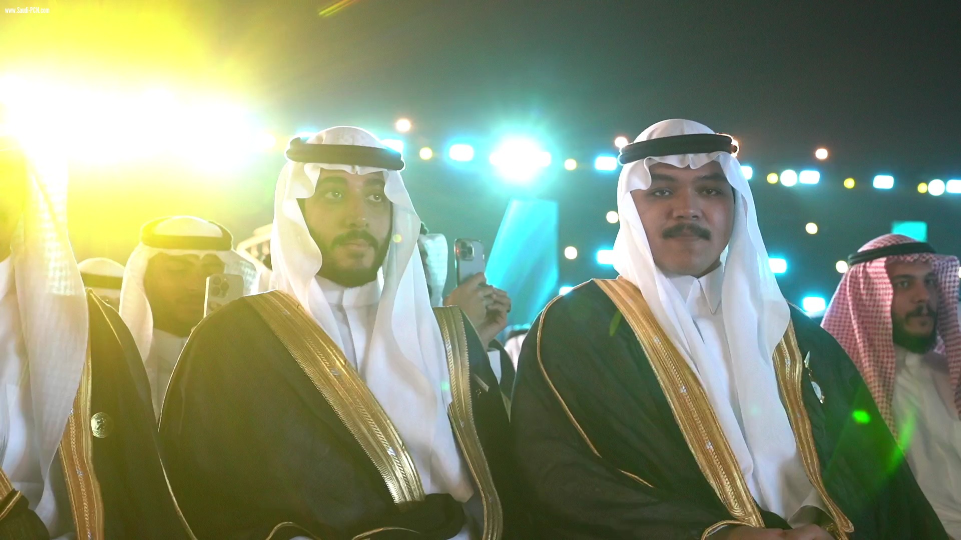 نائب أمير مكة الأمير سعود بن مشعل يتوِّج أكثر من 21 ألف خريج بأمِّ القرى