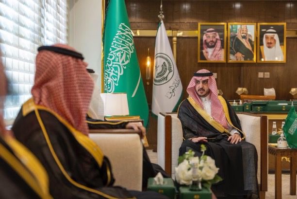 الأمير فيصل بن نواف يلتقي مديري الإدارات الخدمية بمحافظة صوير