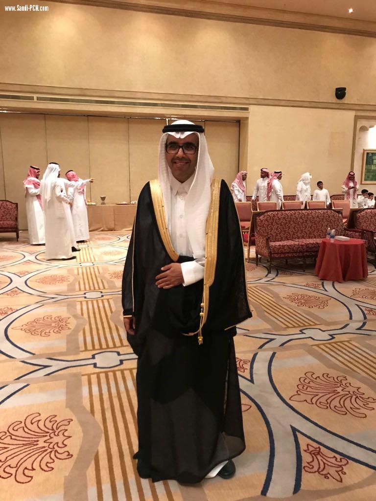 مدير تعليم القطيف يهنئ عبد السلام الشهري 