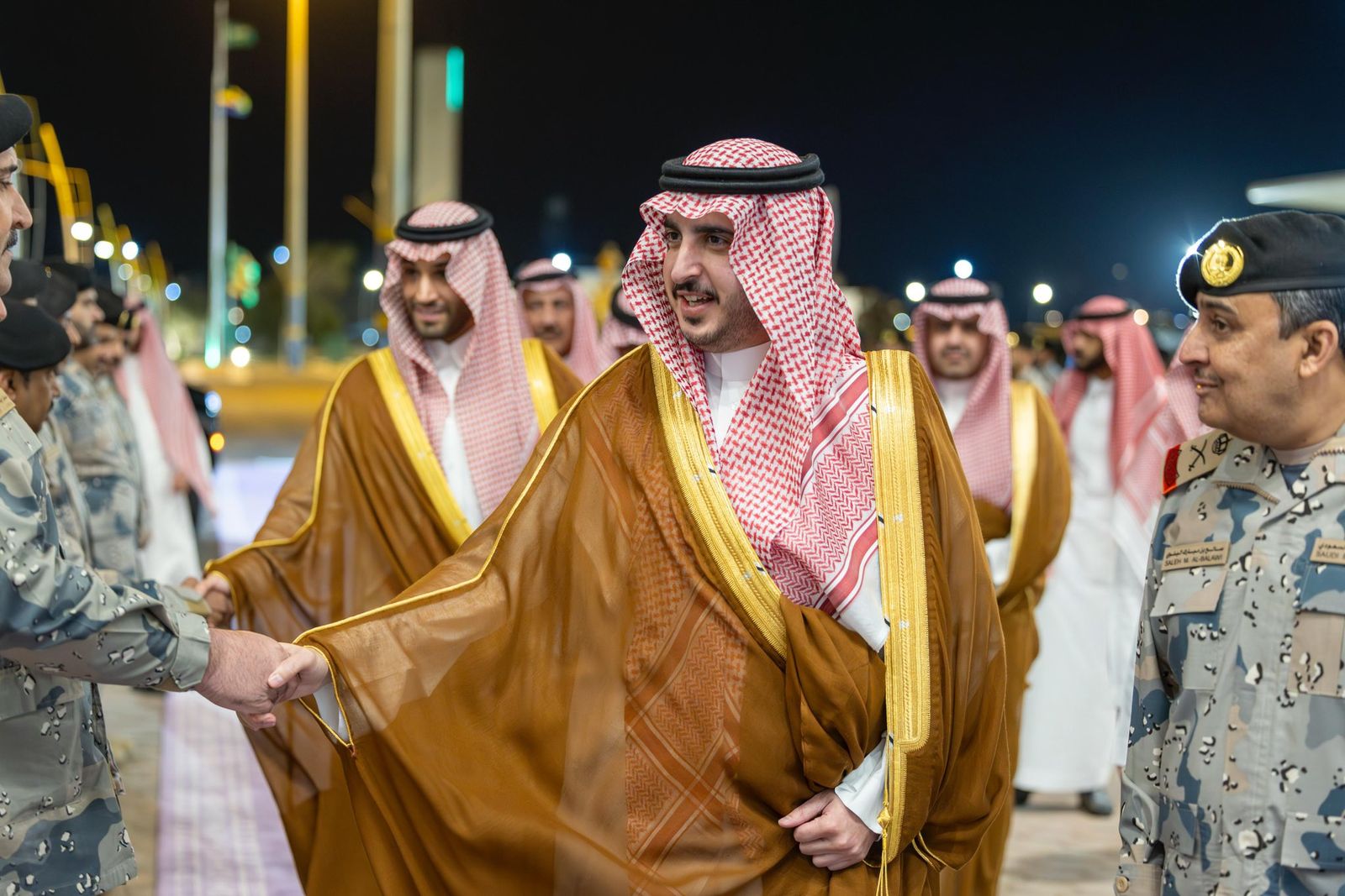 أمير منطقة الجوف يزور قيادة حرس الحدود بالمنطقة بمحافظة القريات في مستهل زيارته للمحافظة