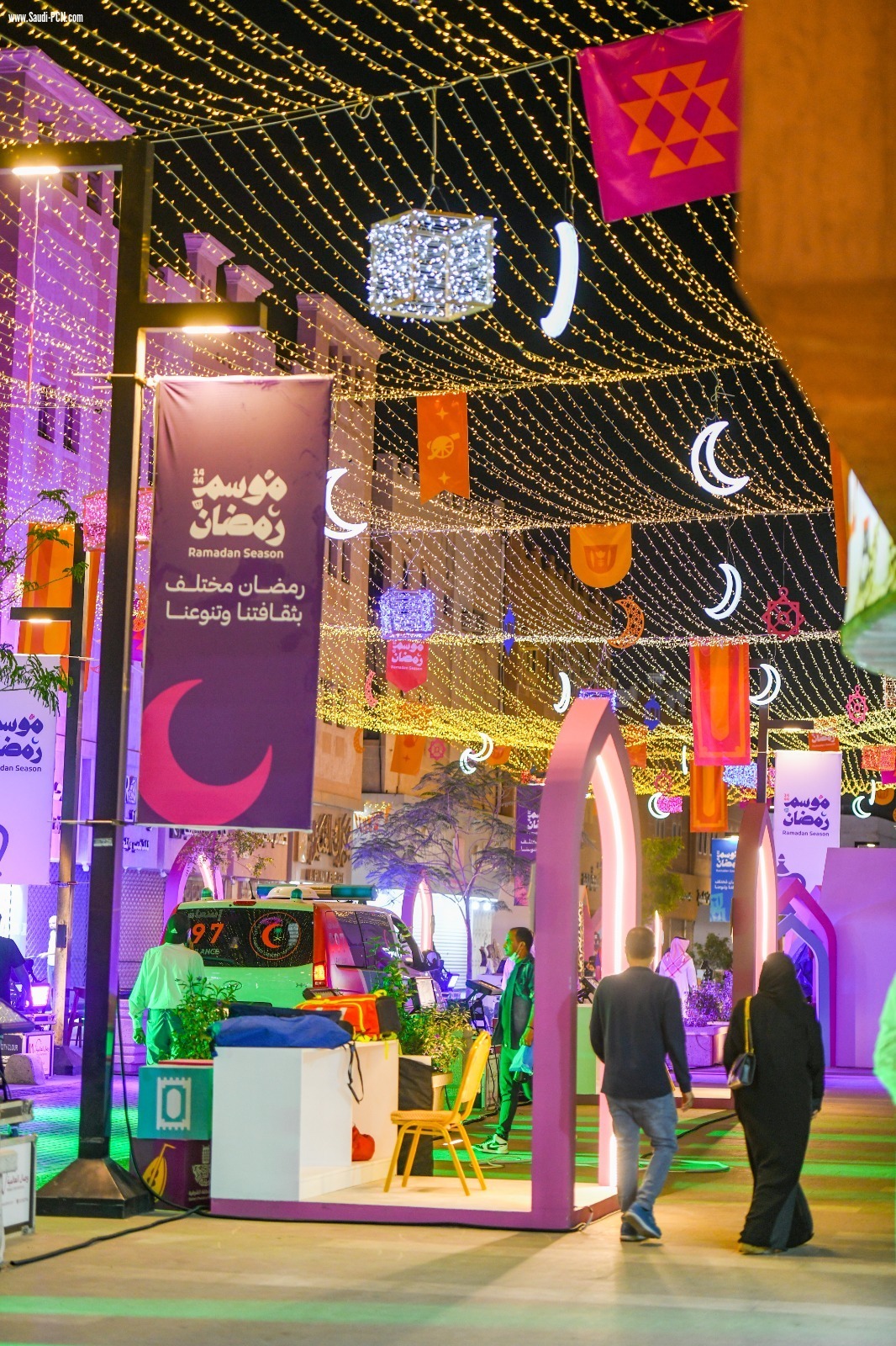 لليوم الثالث على التوالي ... أكثر من 15 ألف زائر يشهدون فعاليات مهرجان أيام سوق الحب في نسخته الثالثة