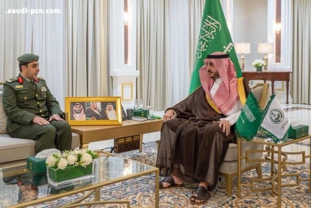 أمير الجوف يتسلّم تقرير الإنجاز السنوي لإدارة جوازات المنطقة 2024