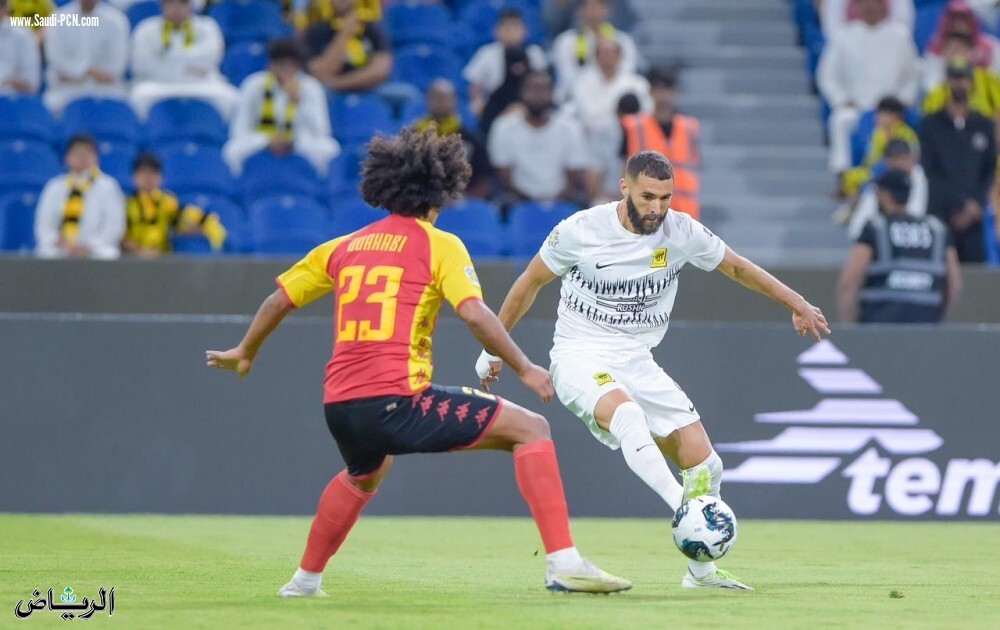 بنزيما يقود الاتحاد لإسقاط الترجي في كأس الملك سلمان