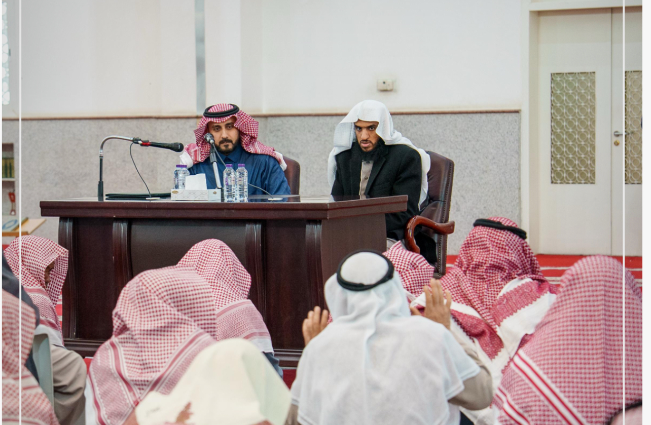 فضيلة المدير العام لفرع وزارة الشؤون الإسلامية بمنطقة تبوك يعقد لقاءاً تحضيرياً للأئمة والمؤذنين إستعداداً لدخول شهر رمضان 
