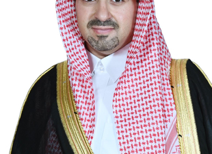 أمير منطقة تبوك ونائبه يواسيان أسرة السحيباني في وفاة والدتهم   