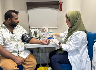 مستشفى الملك فهد بجدة يشارك بحملة للتبرع بالدم في اليوم الوطني للمملكة 