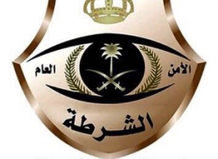 شرطة حائل توقع بثلاثة احداث سعوديين قاموا بالسطو على محلات تجاريه وسرقة مبلغ مالي  وبطاقات إعاده الشحن