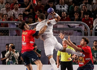 منتخب مصر يسقط أمام إسبانيا في ربع نهائي مونديال اليد تحت 19 عاما محمود قريش