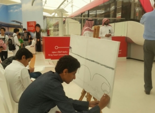 طلاب الرياض يعبرون عن مشاعرهم تجاه مشروع النقل العام من خلال أنامل مبدعة