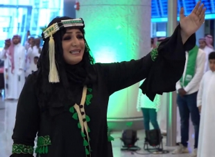 الحربي تشكرالشعراء والشعرات المشاركين في الأحتفال باليوم الوطني بمدينة الطيبات بجدة