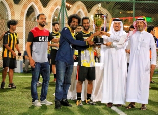 لعب النهائيين لدورة آكاديمية مركز حي النهضة التابع لجمعية مراكز الآحياء بمحافظة جدة