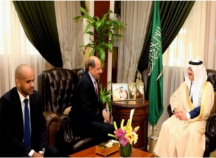 أمير الشرقية يستقبل سفير الجمهورية اليمنية لدى المملكة