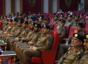 مدير عام الدفاع المدني المكلف يشهد حفل تخريج دورة الاستجابة الطارئة في حالات حوادث المواد الخطرة ..