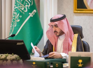 أمير الجوف يرأس اجتماع لجنة التوطين العليا بالمنطقة