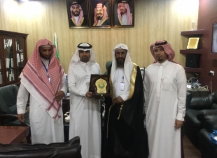 مستشفى الطوال العام يستقبل رئيس فرع هيئة الأمر بالمعروف و النهي عن المنكر بالمحافظة