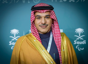 خلال الكونغرس الآسيوي لكرة اليد حسن هلال عضوًا في مجلس الاتحاد الآسيوي ورئيسًا للجنة التطوير والعلاقات
