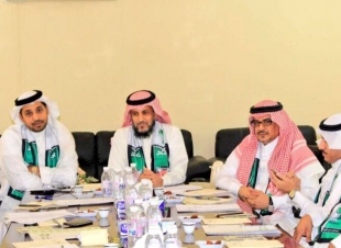 بلديه بيشة:اليوم الوطني حدث عزيز علو قلوبنا