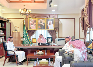 محافظ أملج يستقبل مدير عام فرع 