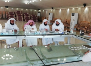 اللجنة الرئيسية لمقابلة الخطباء والأئمة والمؤذنين تعقد في فرع الوزارة