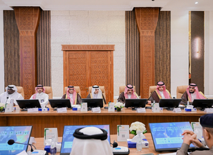 أمير الباحة يرأس اجتماع لجنة الدفاع المدني الرئيسة بالمنطقة