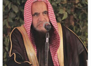 نعى العالم الإسلامي اليوم الشيخ الجليل عبدالله السويلم، الذي انتقل إلى رحمة الله تعالى بعد حياةٍ حافلةٍ بالعلم والعطاء.