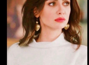 الوطن ليس إلا ..