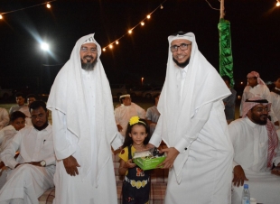 تكريم 53 مرابطآ و52داعمآ و10أئمة مساجد    تحت زخات المطر عيد الحجرين فرحة وتكريم ووفاء