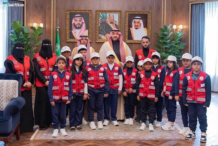 أمير منطقة الحدود الشمالية إستقبل مدير فرع هيئة الهلال الأحمر السعودي بالمنطقة 