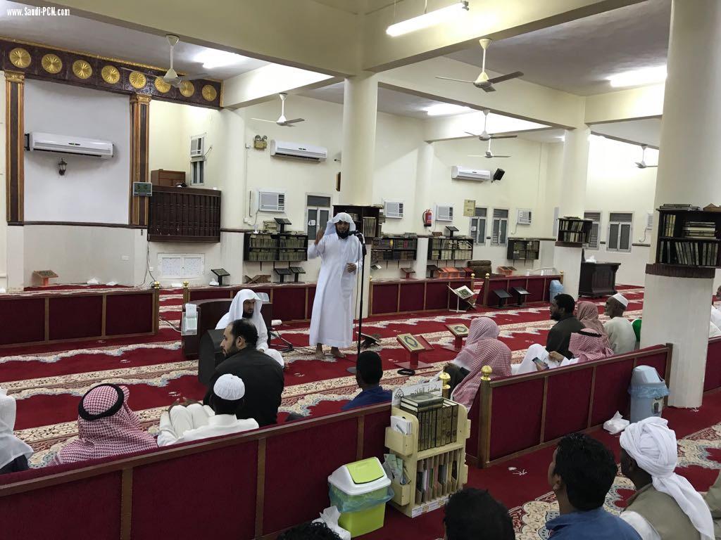 تزامناً مع الاختبارات النهائية للطلاب  فرع الشؤون الاسلامية بالدائر يعقد مجموعة من الكلمات والمحاضرات
