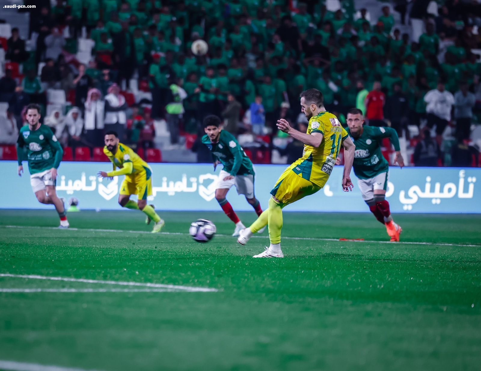 الخليج يقلب الطاولة على الاتفاق ويخطف ثلاث نقاط ثمينة