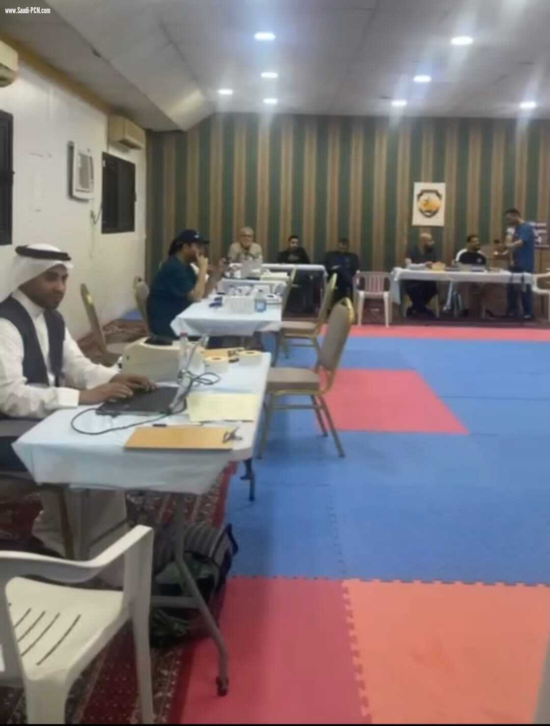 (قطرة دم .. تعني حياة ) 