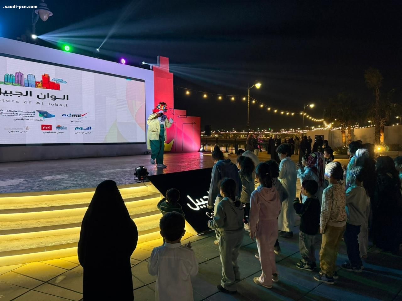 أكثر من 6 الآف زائر لاحتفالات يوم التأسيس في مهرجان ألوان الجبيل