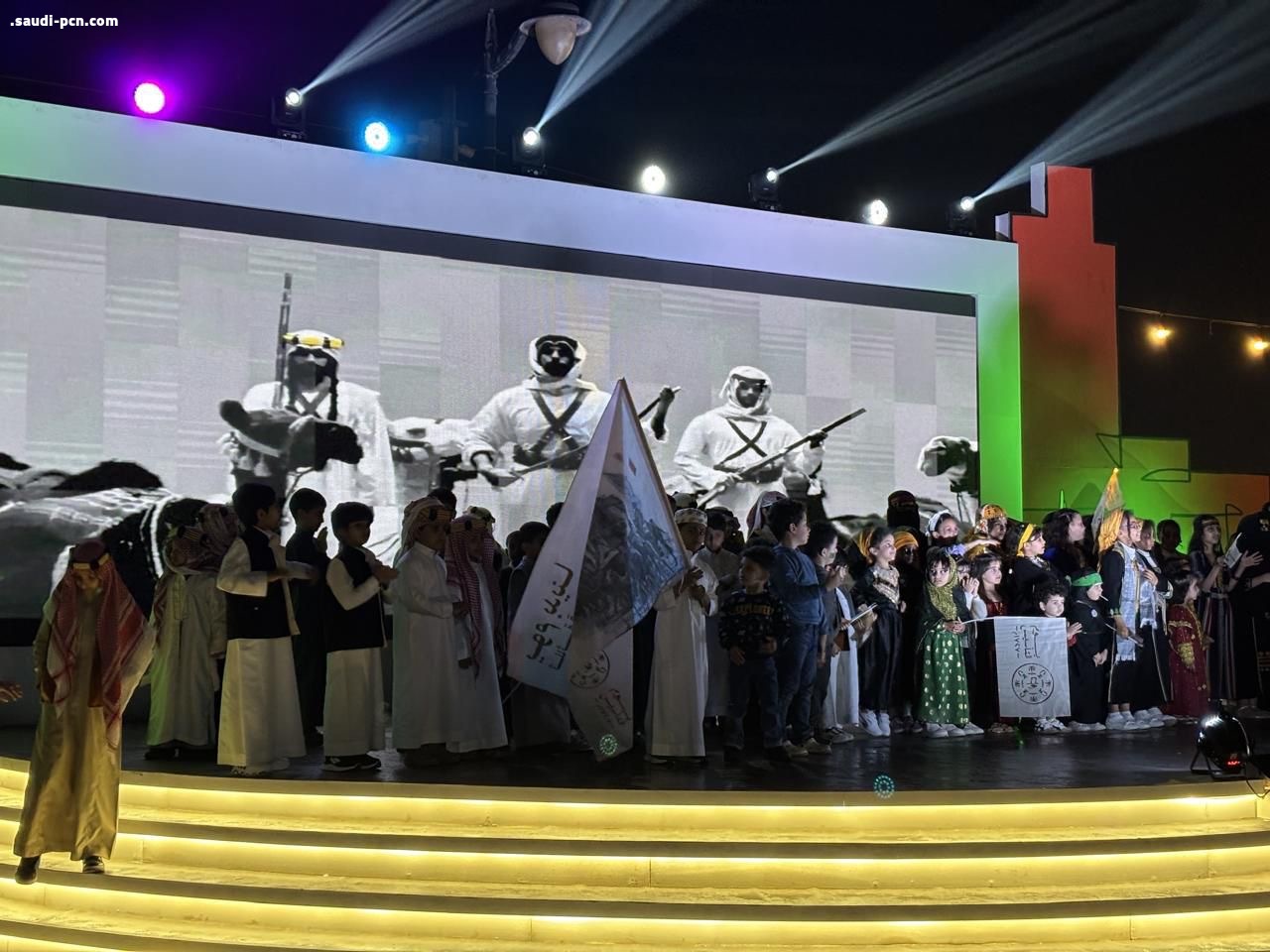 أكثر من 6 الآف زائر لاحتفالات يوم التأسيس في مهرجان ألوان الجبيل