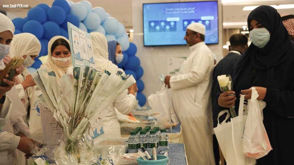 بمشاركة ١٥ قسم  مستشفى الملك فهد بجدة يفعل اليوم العالمي  للسكري .