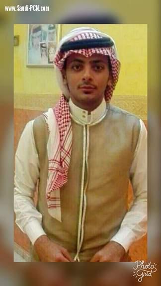 سليمان الشبيلي يهنئ والديه في جزيرة فرسان بالعيد السعيد