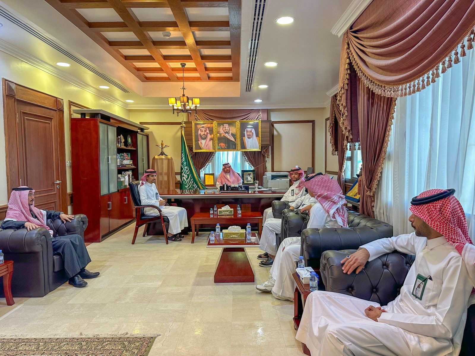 محافظ أملج يستقبل مدير عام فرع