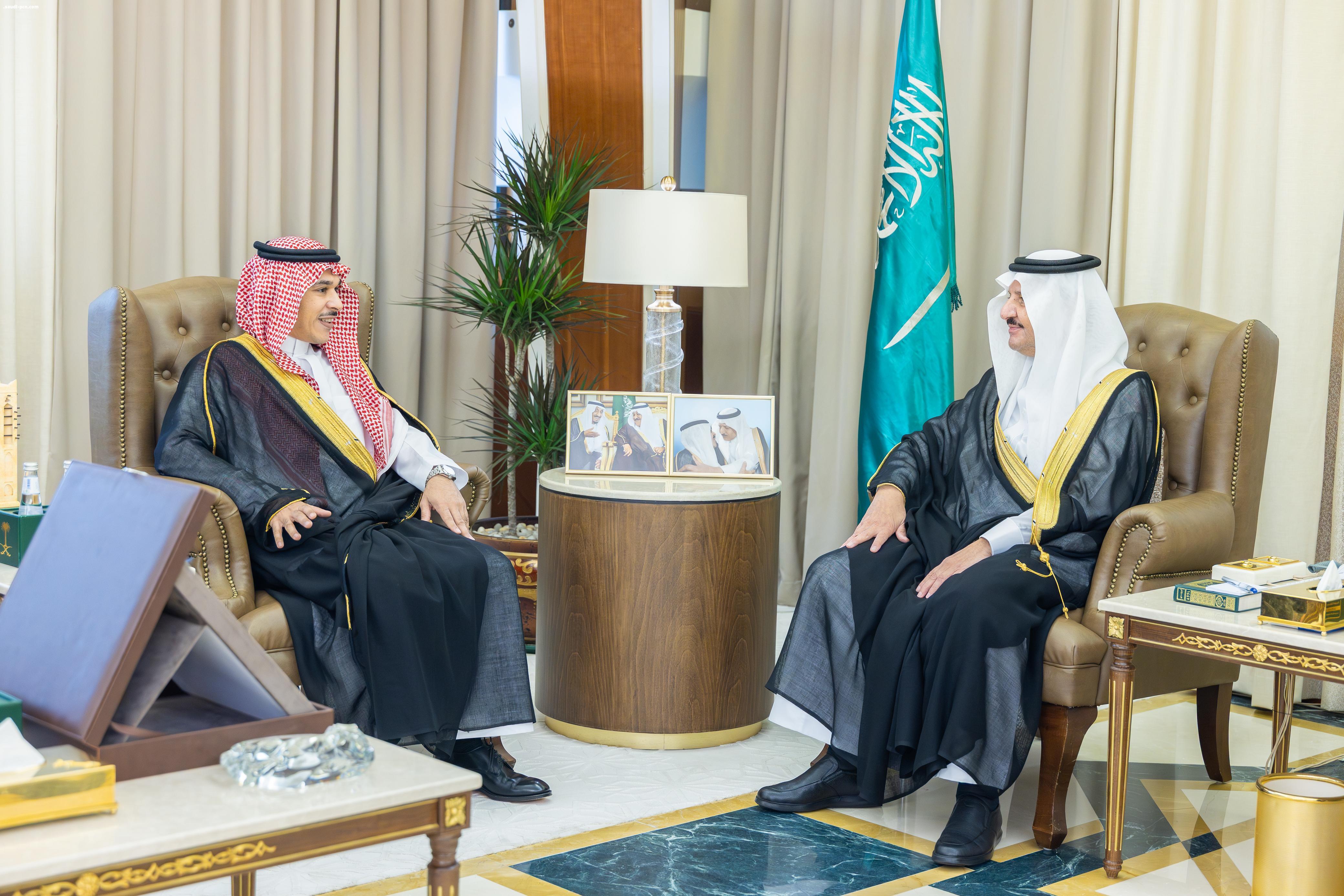 سمو أمير المنطقة الشرقية يستقبل مجلس إدارة الاتحاد السعودي لكرة اليد