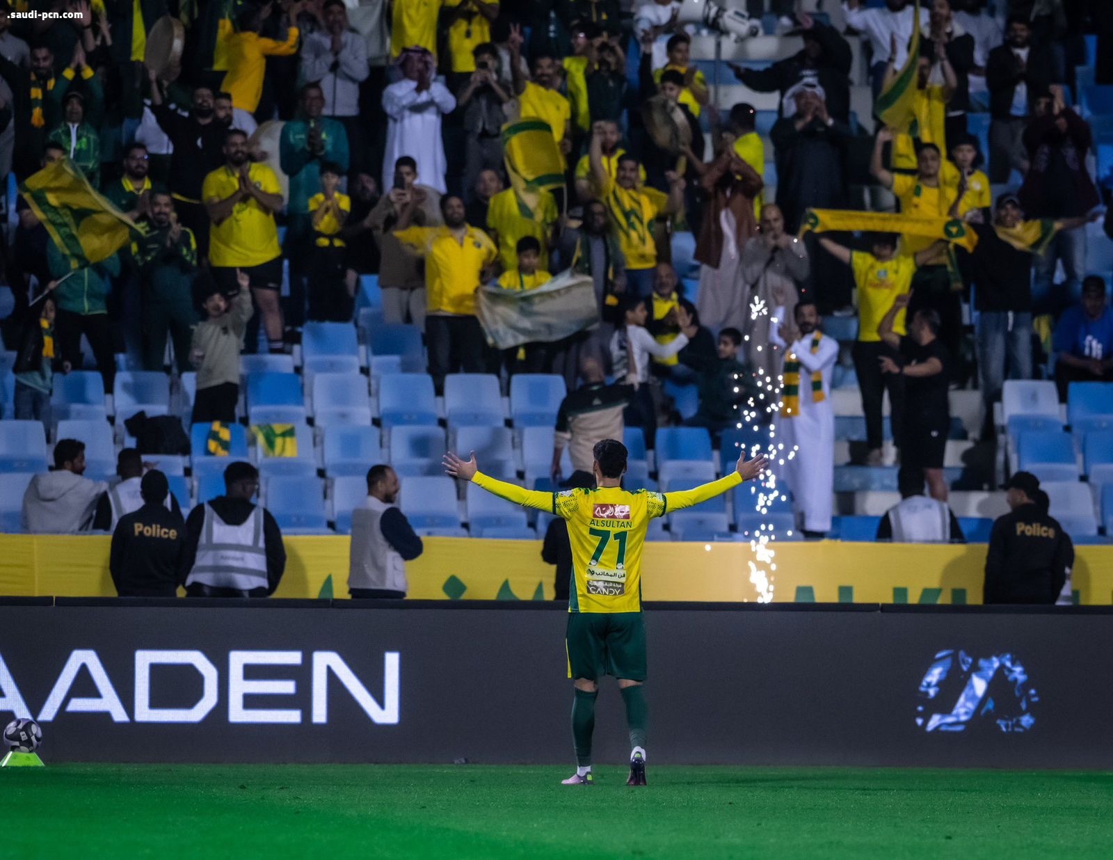 الخليج يمطر شباك ضمك برباعية ويخطف ثلاث نقاط ثمينة