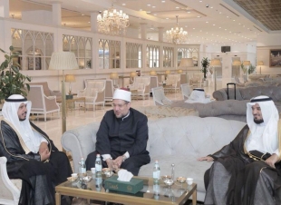 بدء توافد أصحاب المعالي أعضاء المجلس التنفيذي لمؤتمر وزراء الأوقاف والشؤون الإسلامية بدول العالم الاسلامي لمكة المكرمة