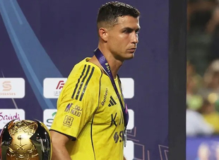 ٠الامطار تحجب شمس النصر من التوهج بهونغ كونغ