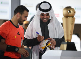 رئيس بلدية الجبيل يتوج «أكاديمية الفهد» بطلاً للبطولة الرمضانية الثانية