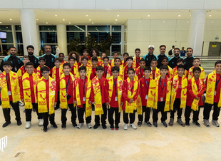 بعثة أكاديمية القادسية لكرة القدم تغادر إلى أبوظبي للمشاركة في كأس مانشستر سيتي