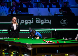 افتتاح عالمي وتأهل عربي في بطولة «الماسترز للسنوكر» بجدة