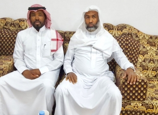 بالغنيم يُقدم واجب العزاء لآسرة الليلي