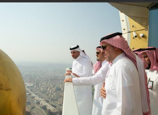 نائب أمير مكة وأمين العاصمة المقدسة يقفون ميدانياً على سير العمل في عدد من المشاريع التنموية والتطويرية بالعاصمة المقدسة